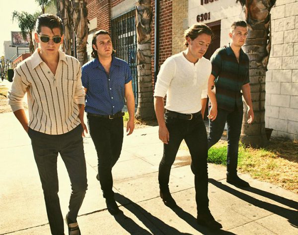 arctic_monkeys_nos_alive